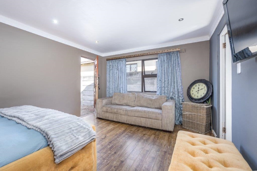 3 Bedroom Property for Sale in Tuscany Glen Western Cape